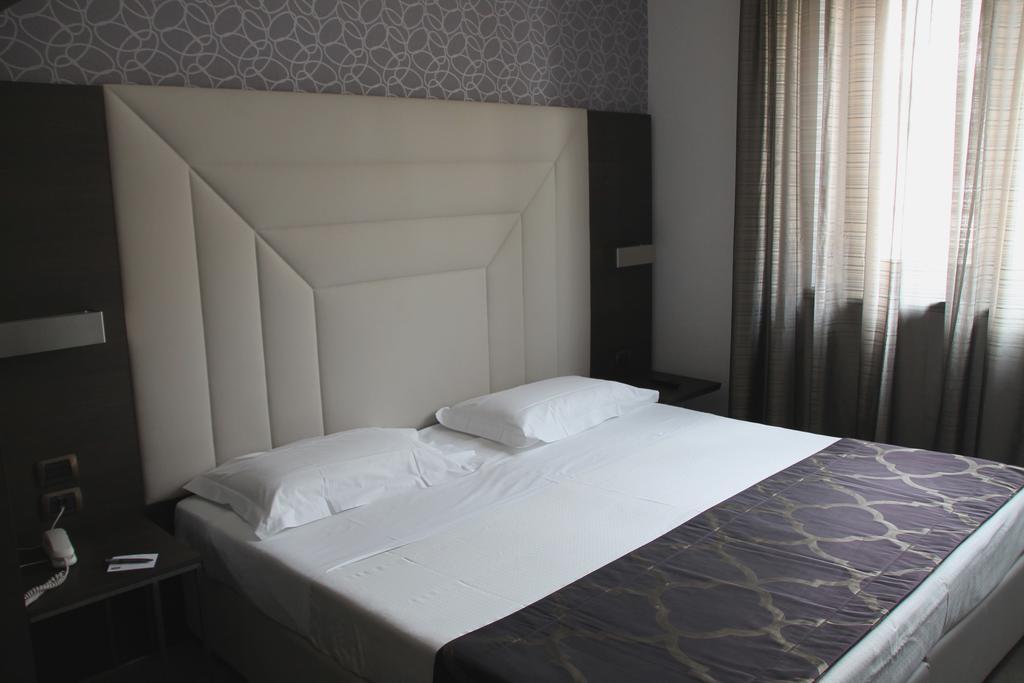 Hotel Soperga Milano Ngoại thất bức ảnh