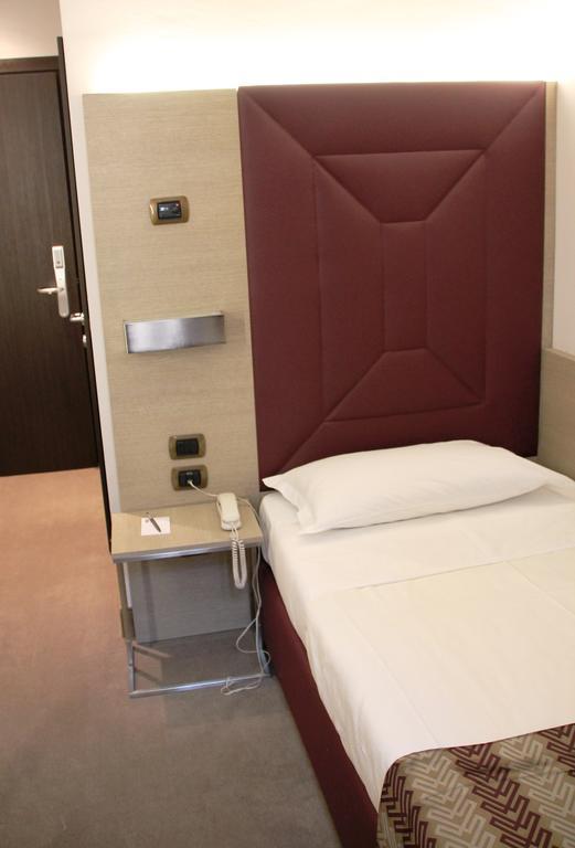 Hotel Soperga Milano Ngoại thất bức ảnh