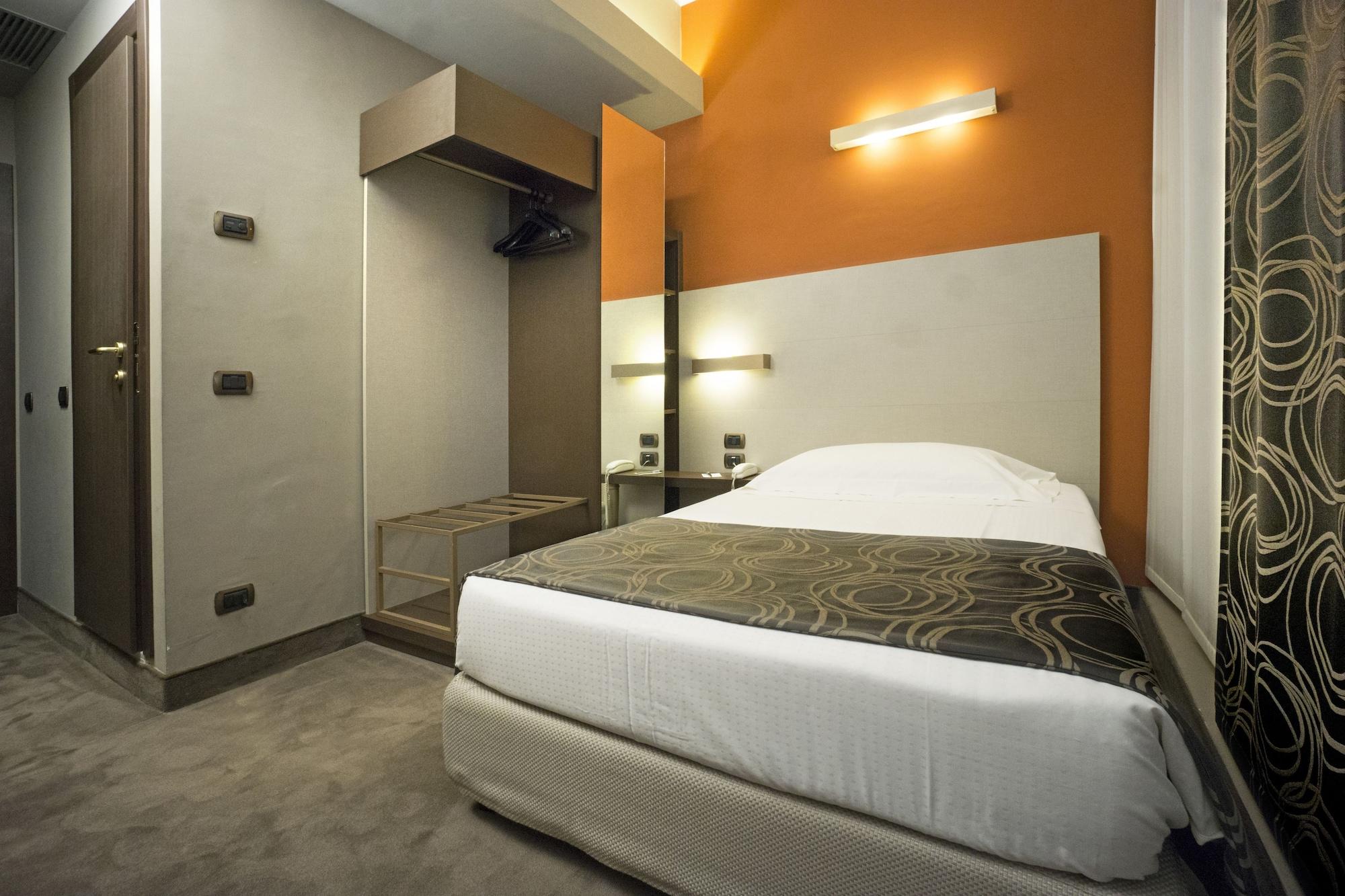 Hotel Soperga Milano Ngoại thất bức ảnh