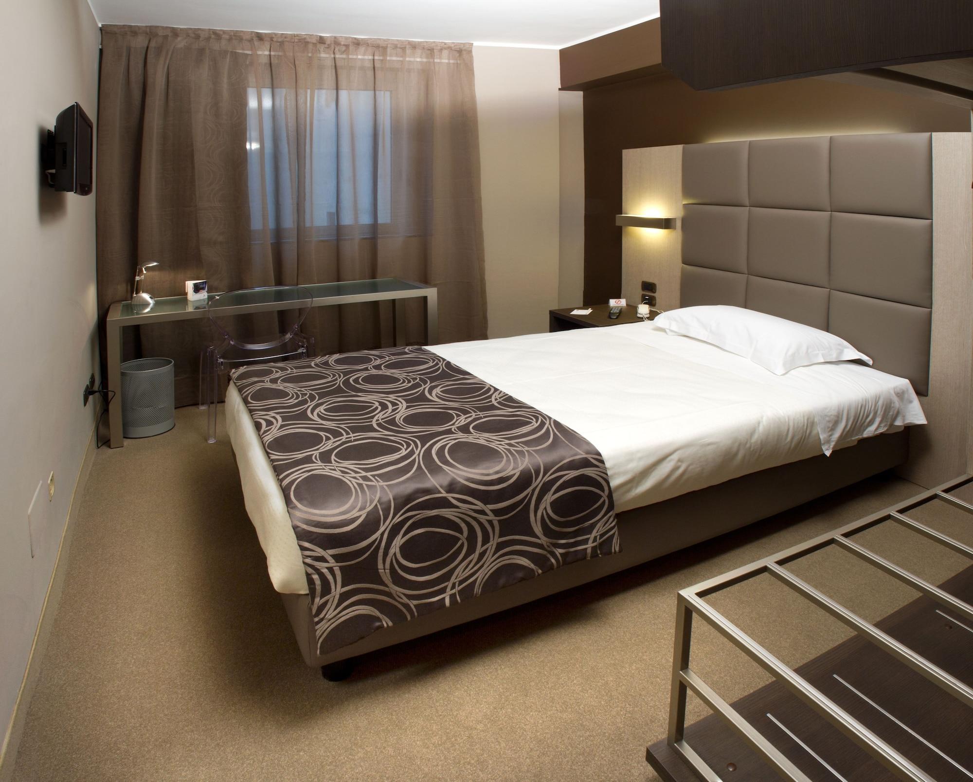 Hotel Soperga Milano Ngoại thất bức ảnh