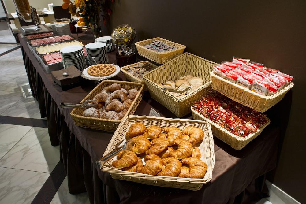 Hotel Soperga Milano Ngoại thất bức ảnh