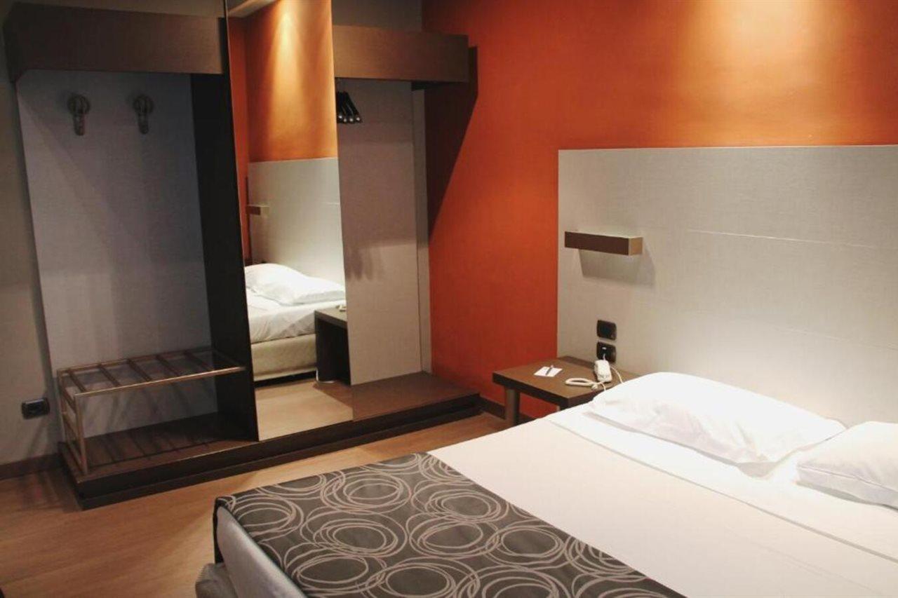 Hotel Soperga Milano Ngoại thất bức ảnh